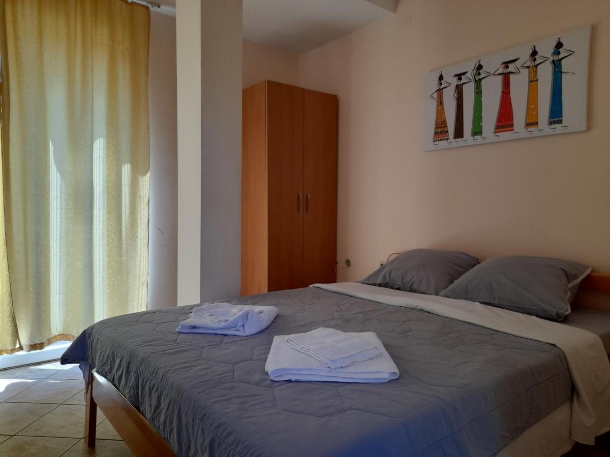 Bato Rooms Пештани Экстерьер фото