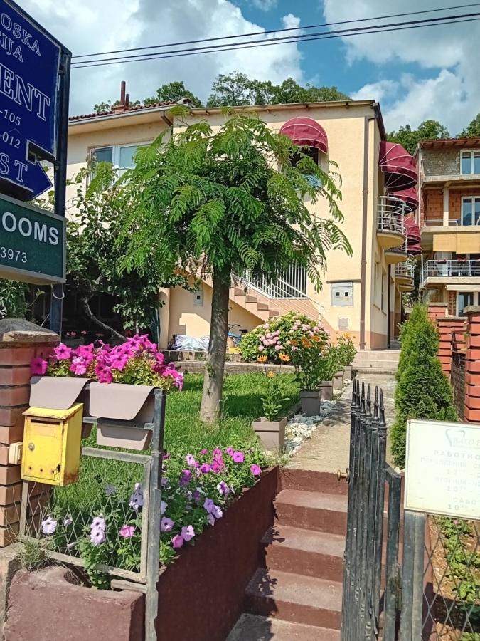 Bato Rooms Пештани Экстерьер фото